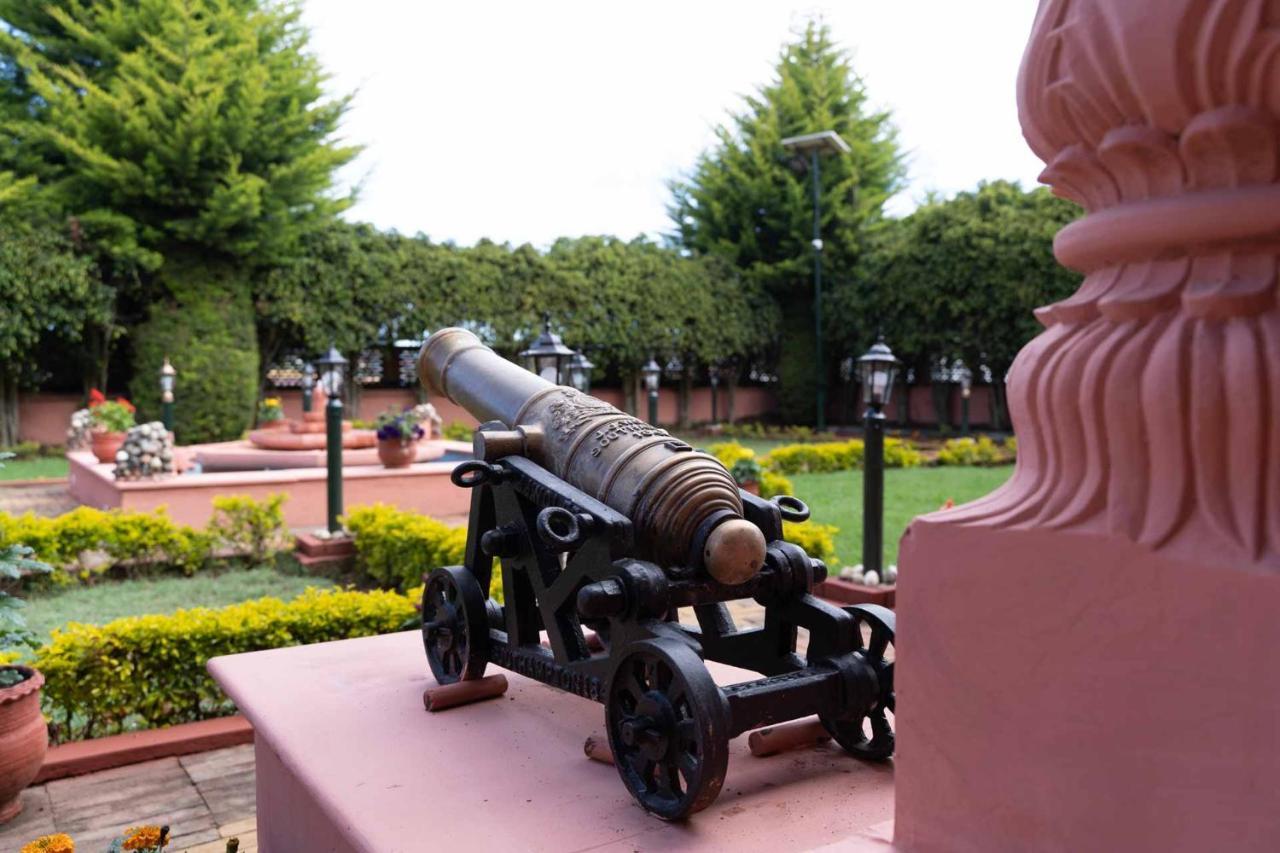 Stayvista At Pink Palace Rajasthani Decor أوتي المظهر الخارجي الصورة